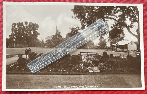Wigston magna memorial - memorial, park